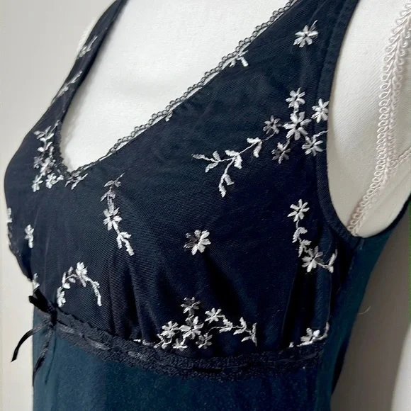 Floral Embroidered Slip Dress Nightgown - Picture 7 of 7